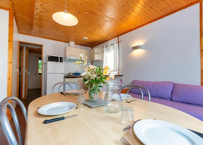 Kamp alanı De La Vernhe *